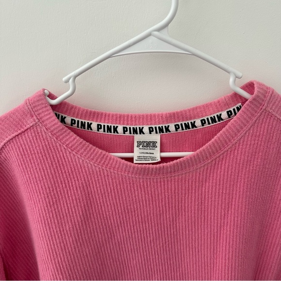 PINK Victoria's Secret Ribbed Bubble Gum Pink Crewneck Sweatshirt - Picture 11 of 12